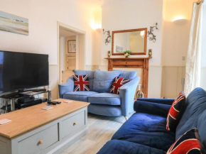 Three Sisters Holiday Cottage, Torquay